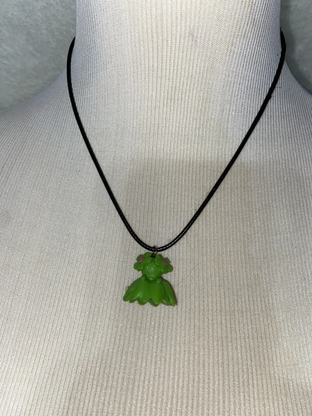 Green WabySaby Poke Pendant Necklace - Picture 1 of 3